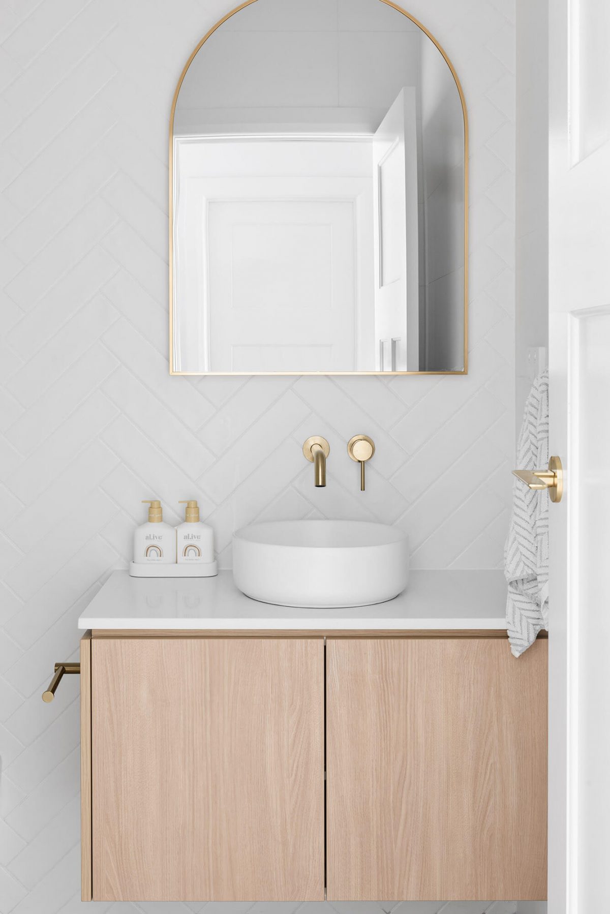 A custom designed bathroom. Designed and built by MJ Harris Group.