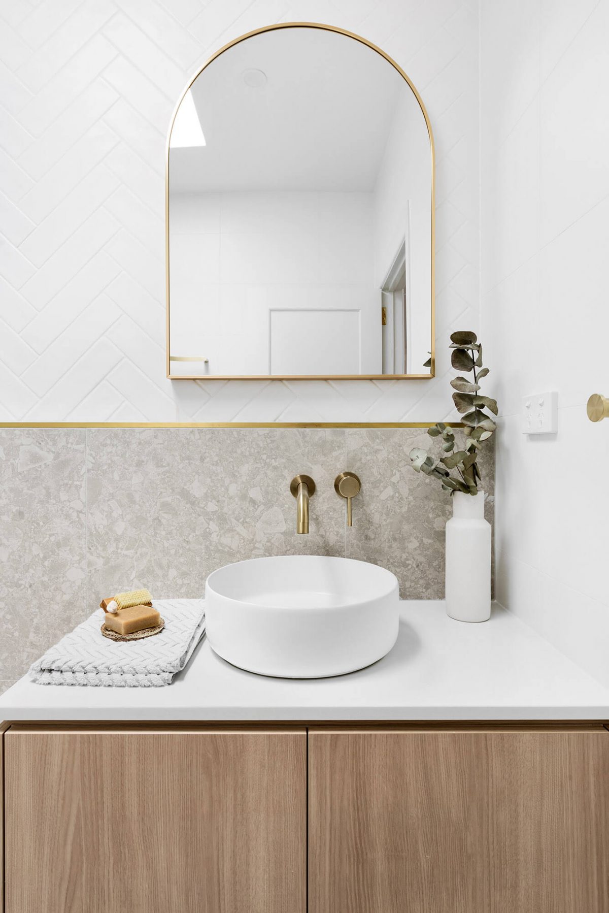 A custom designed bathroom. Designed and built by MJ Harris Group.