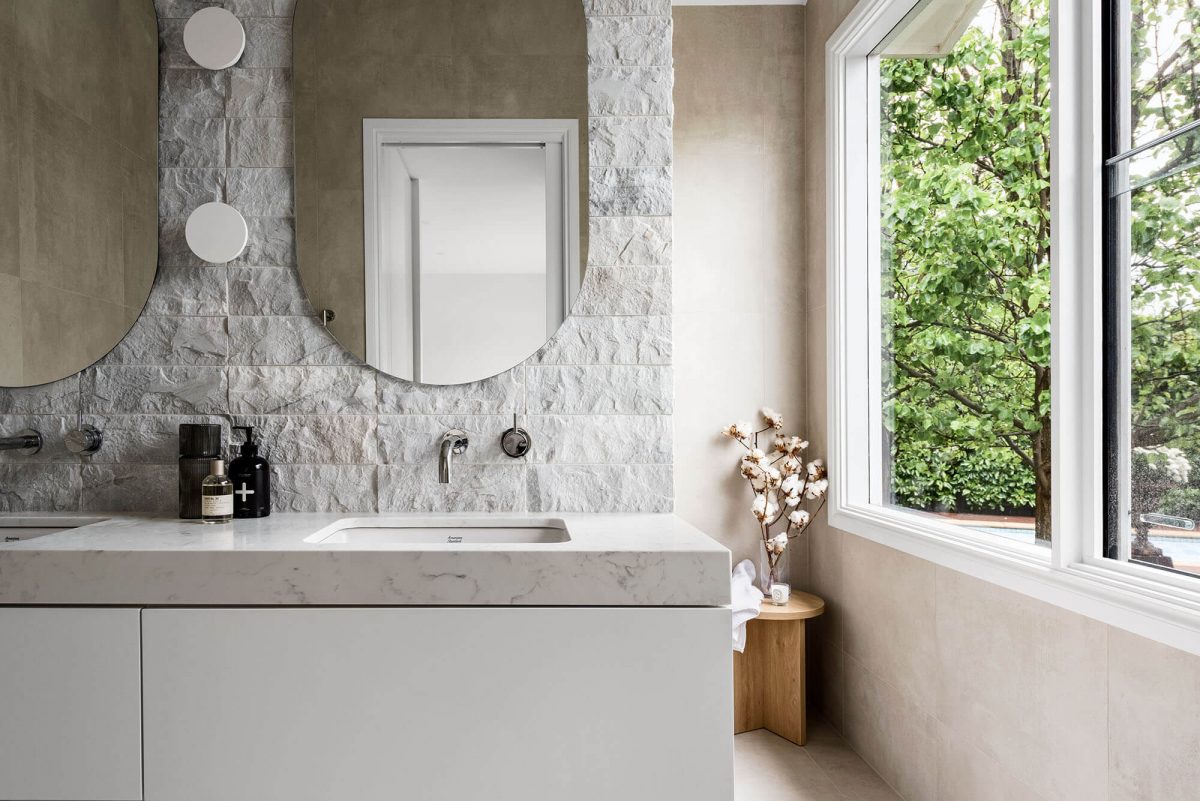 A custom designed bathroom. Designed and built by MJ Harris Group.