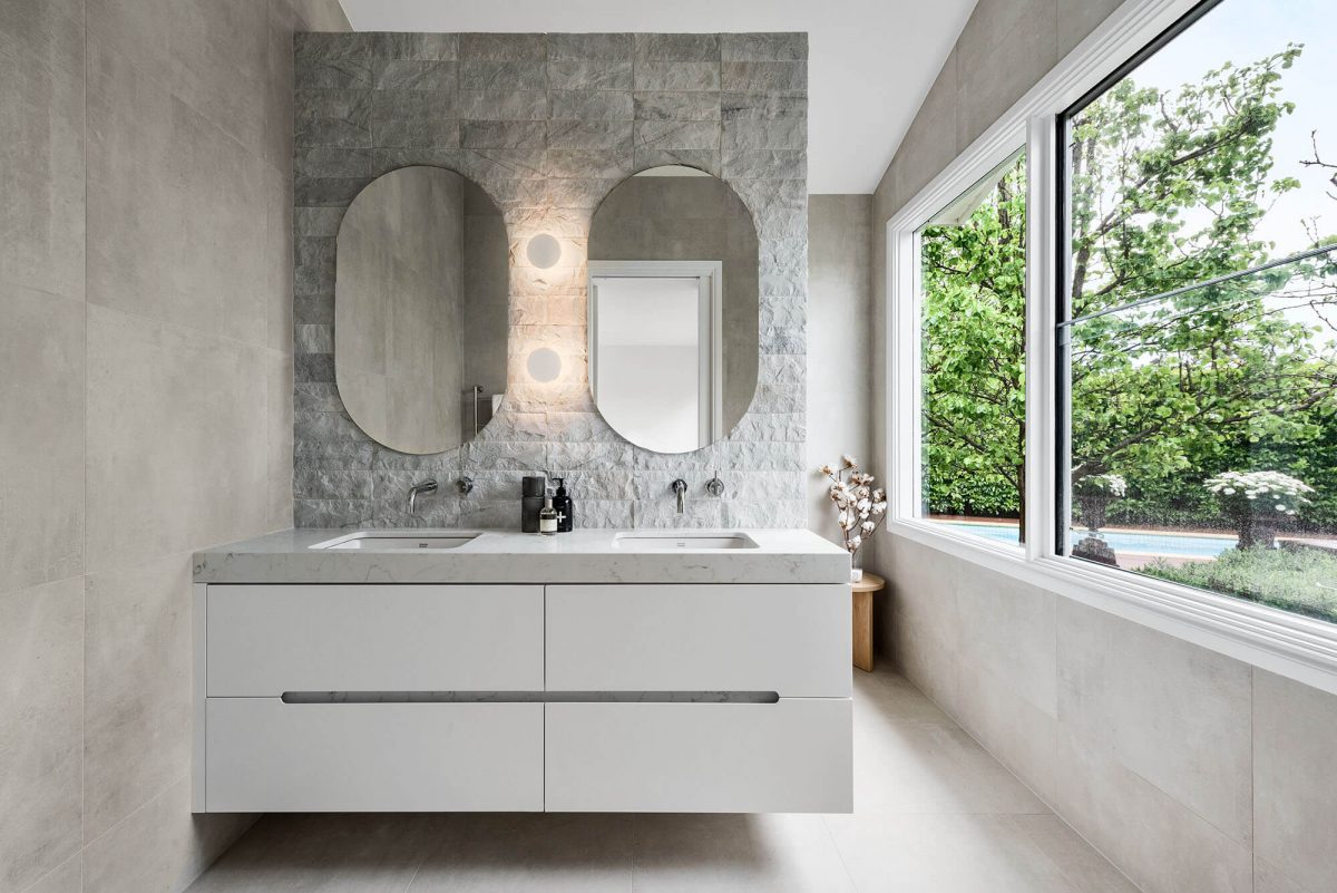 A custom designed bathroom. Designed and built by MJ Harris Group.