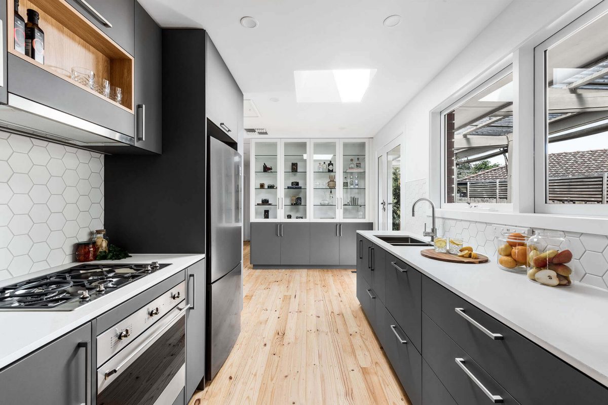 A custom designed kitchen. Designed and built by MJ Harris Group.