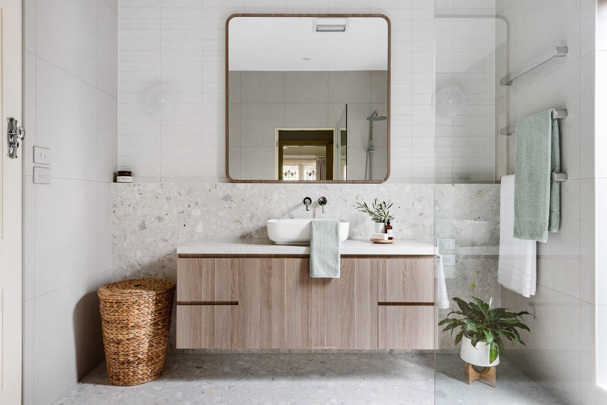 A custom designed bathroom. Designed and built by MJ Harris Group.