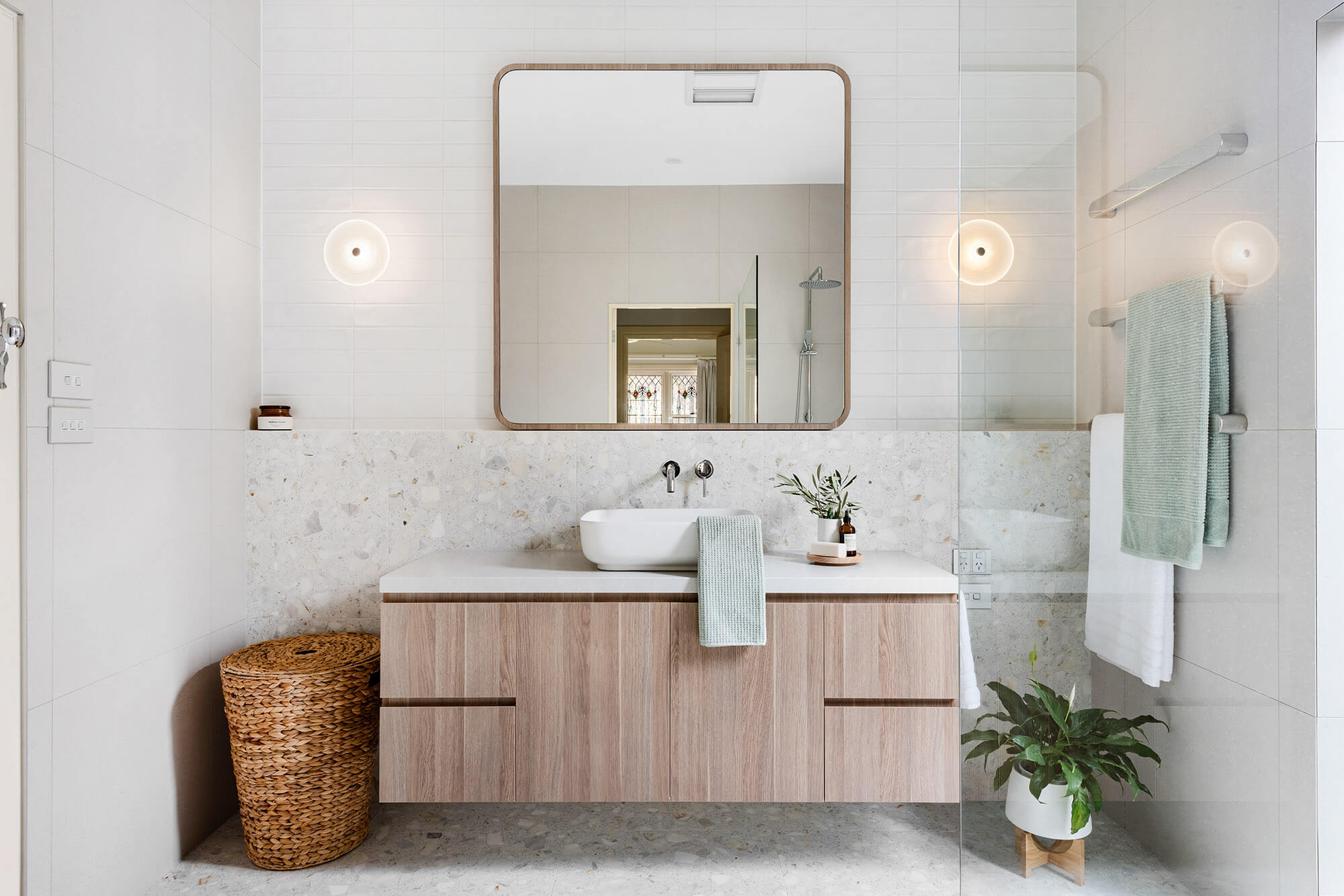 A custom designed bathroom. Designed and built by MJ Harris Group.
