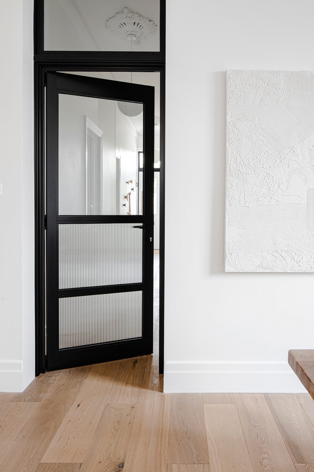 A custom designed entry. Designed and built by MJ Harris Group.