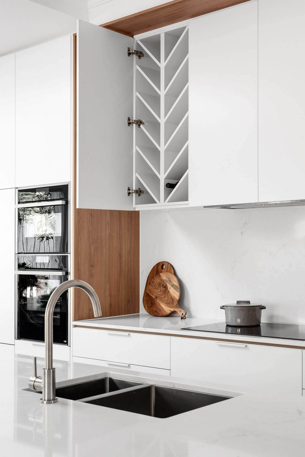 A custom designed kitchen. Designed and built by MJ Harris Group.