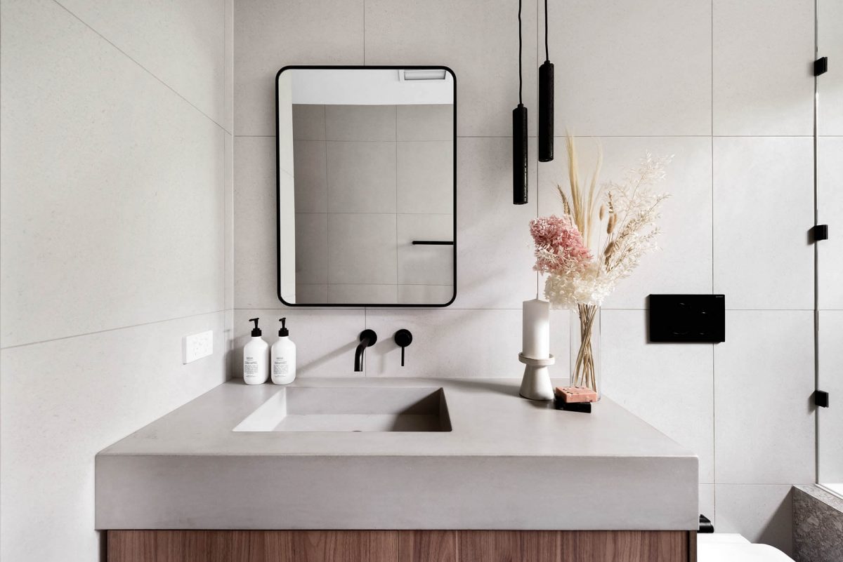 A custom designed bathroom. Designed and built by MJ Harris Group.