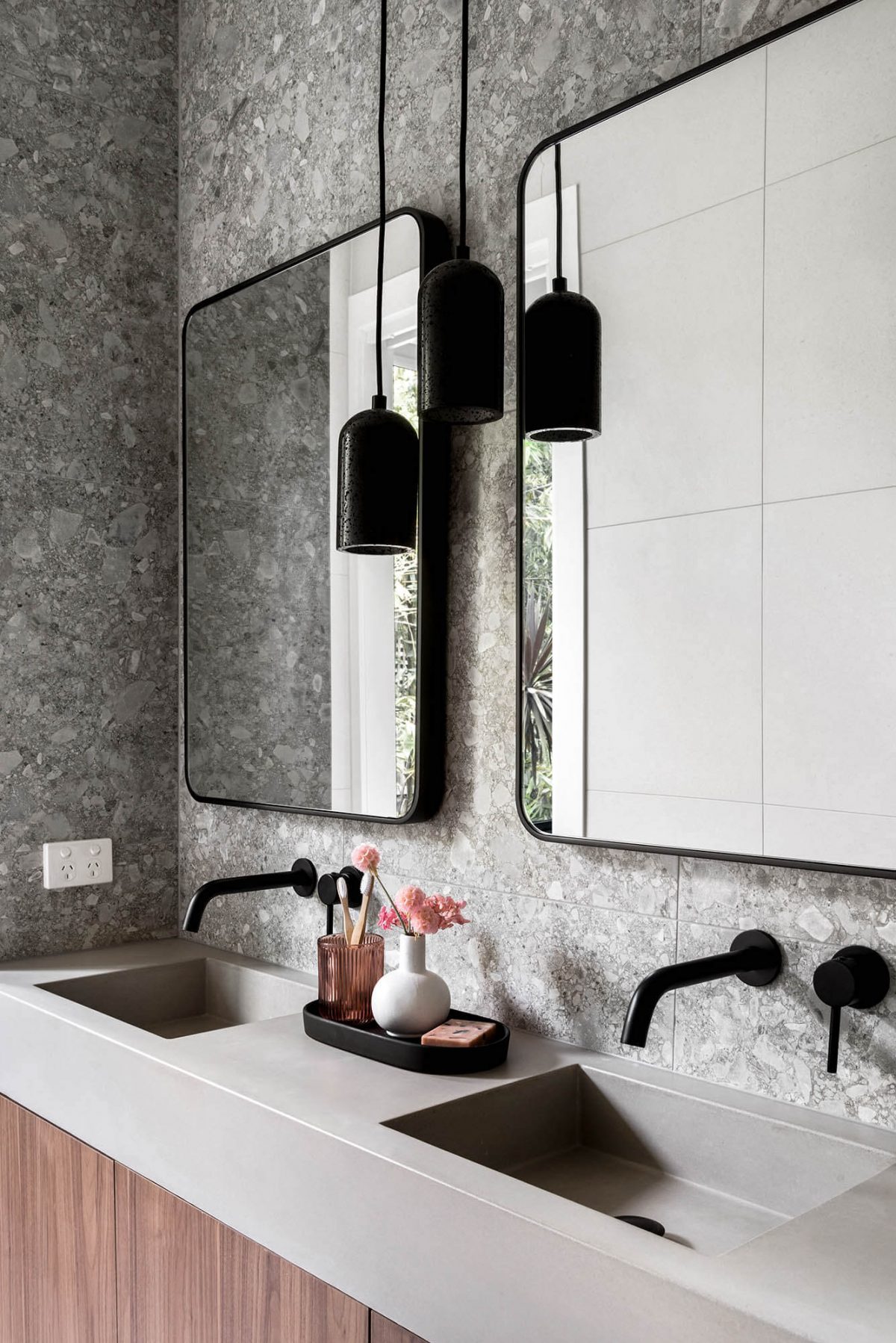 A custom designed bathroom. Designed and built by MJ Harris Group.