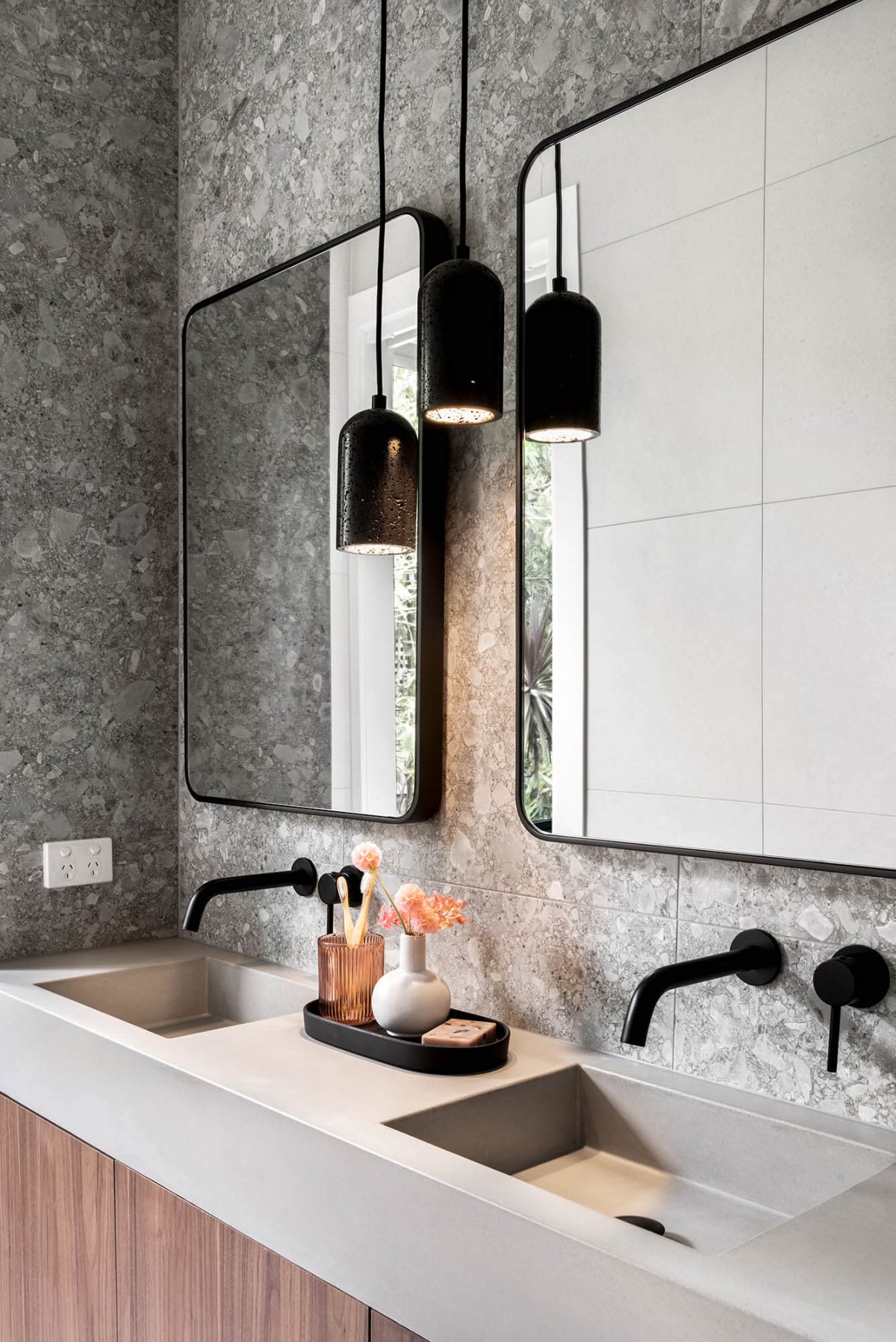 A custom designed bathroom. Designed and built by MJ Harris Group.