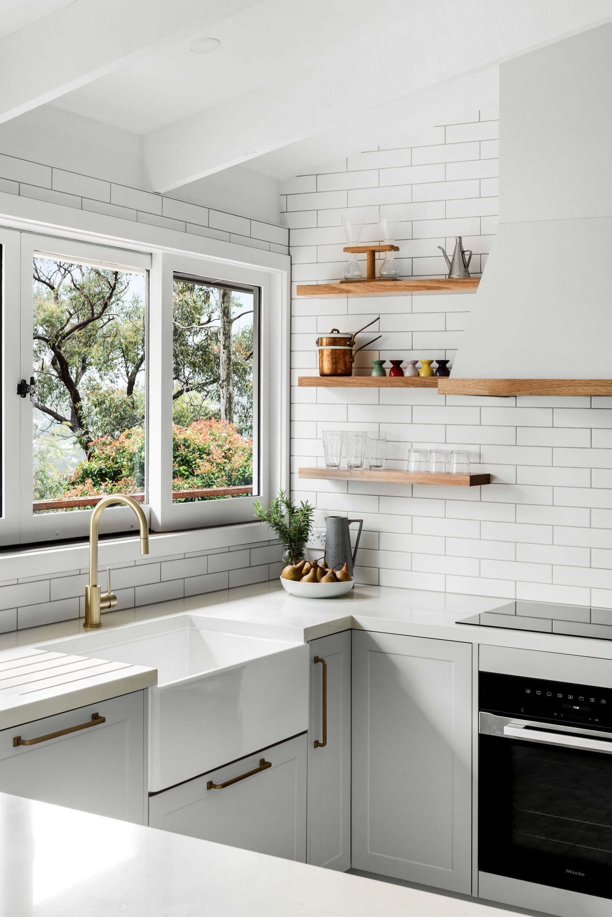 A custom designed kitchen. Designed and built by MJ Harris Group.