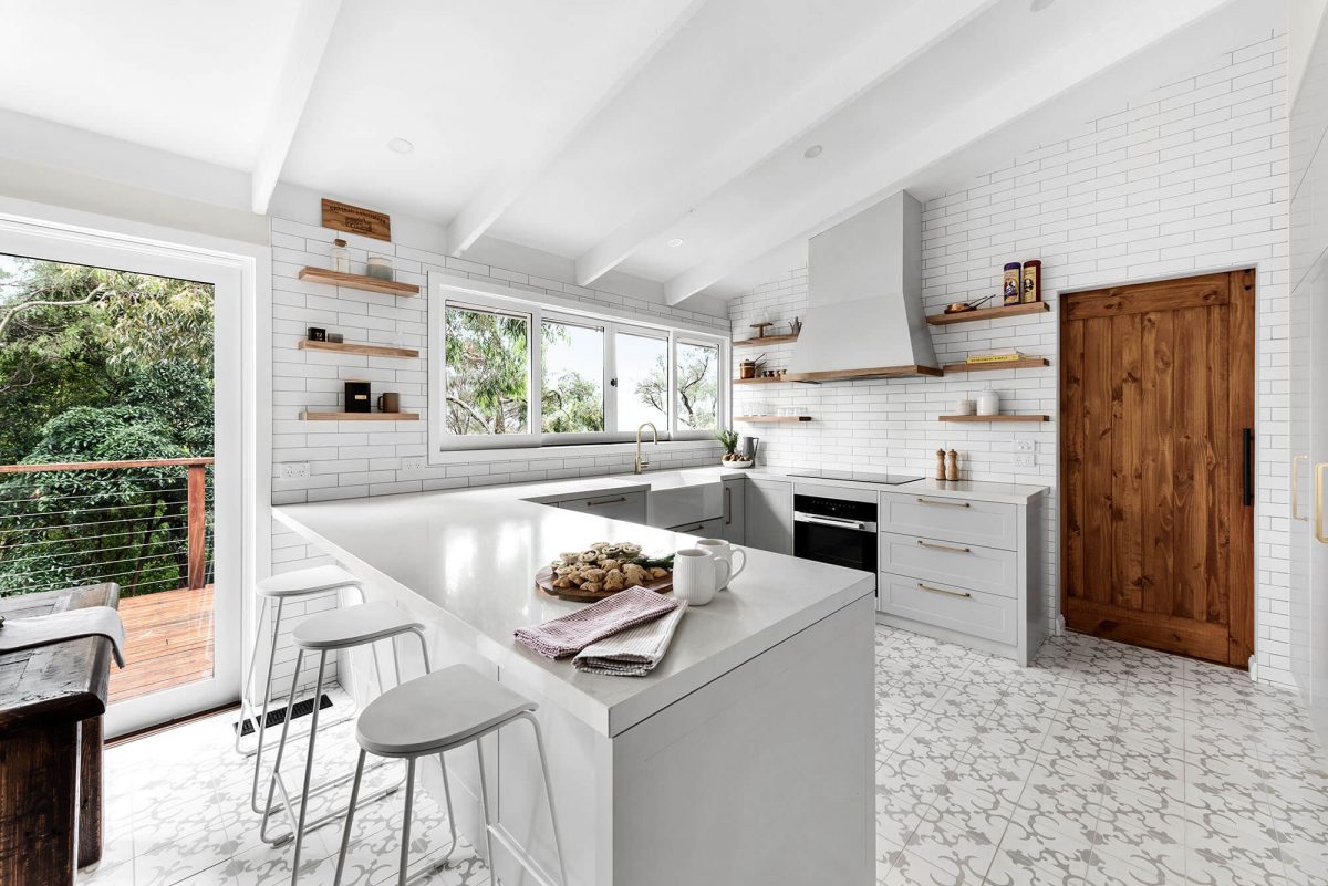 A custom designed kitchen. Designed and built by MJ Harris Group.