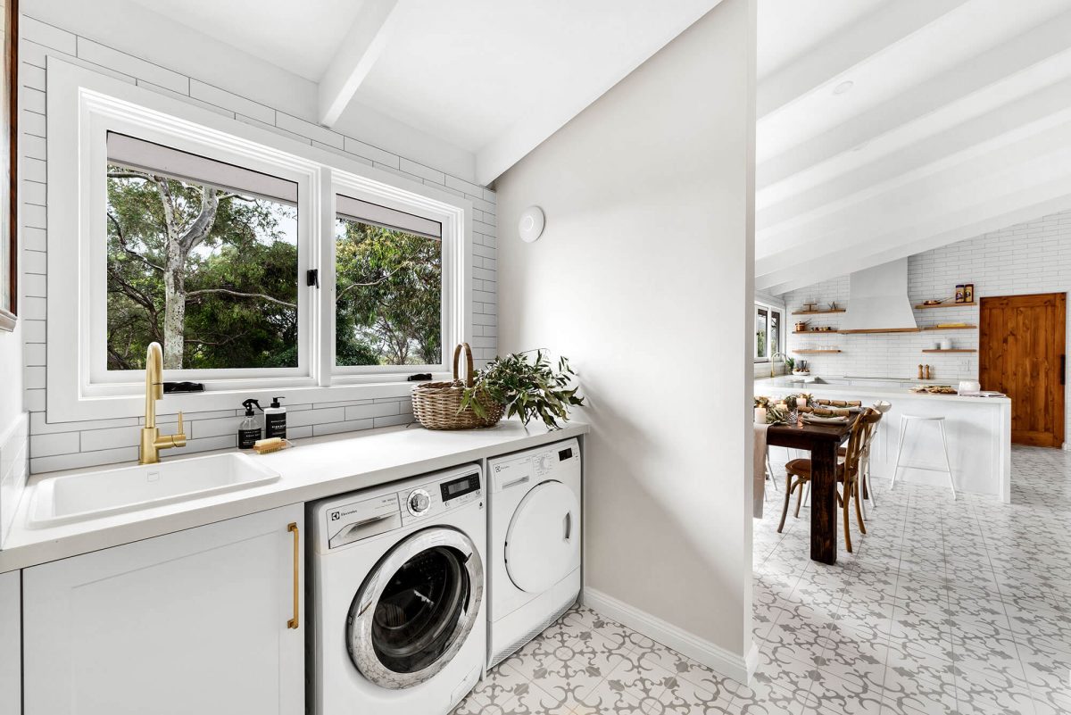 Home renovation including this custom designed laundry in Upwey, Melbourne. Designed and built by MJ Harris Group.