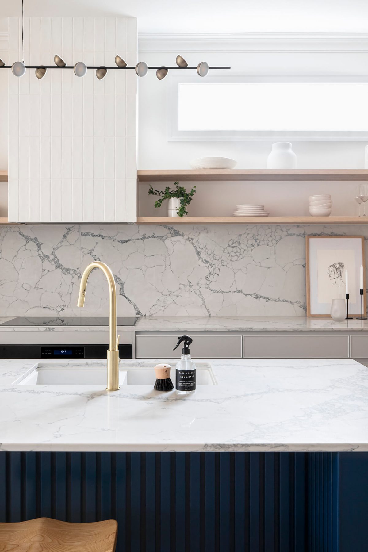A custom designed kitchen. Designed and built by MJ Harris Group.