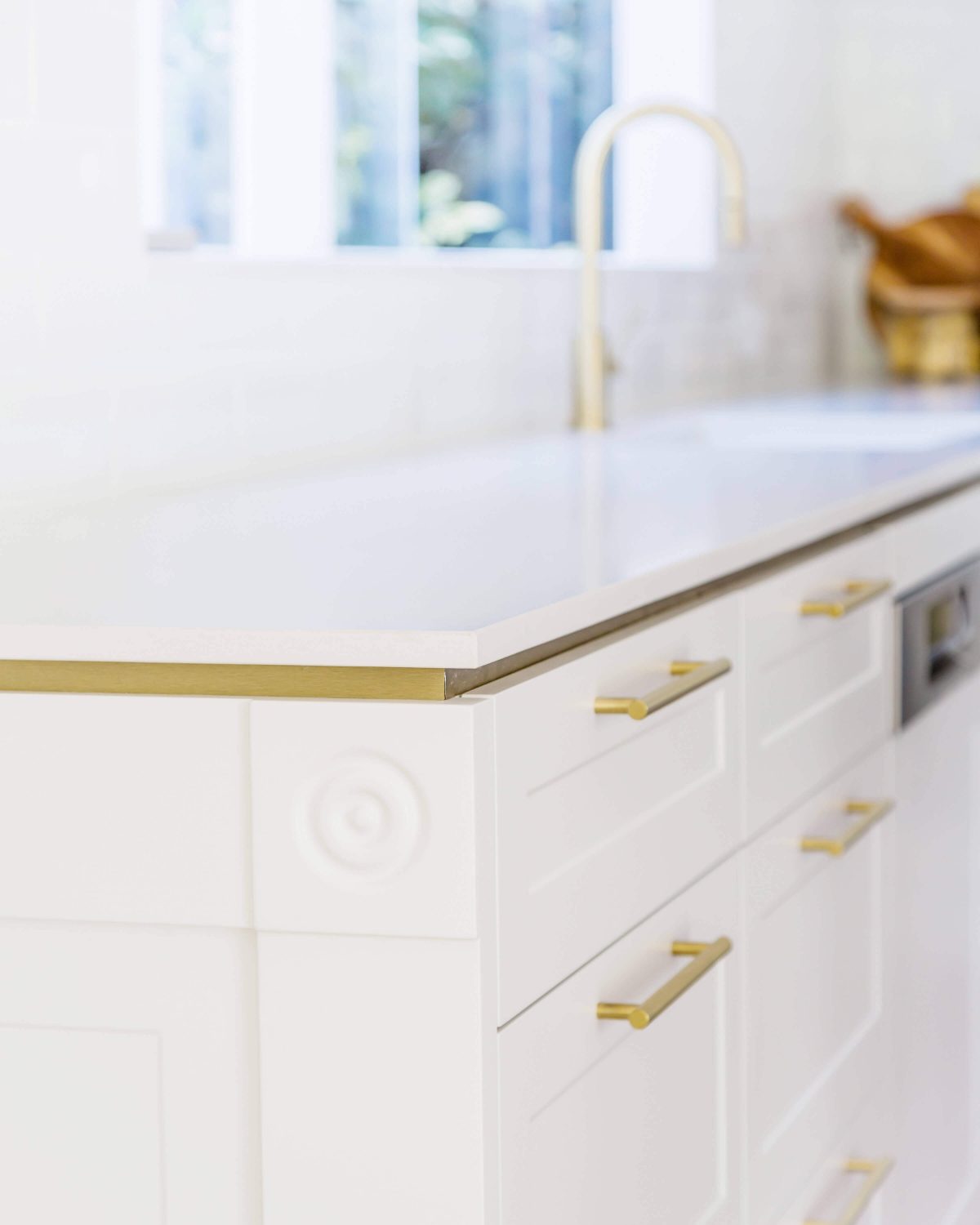 A custom designed kitchen featuring custom joinery. Designed and built by MJ Harris Group. #MJHxSycamoreSt