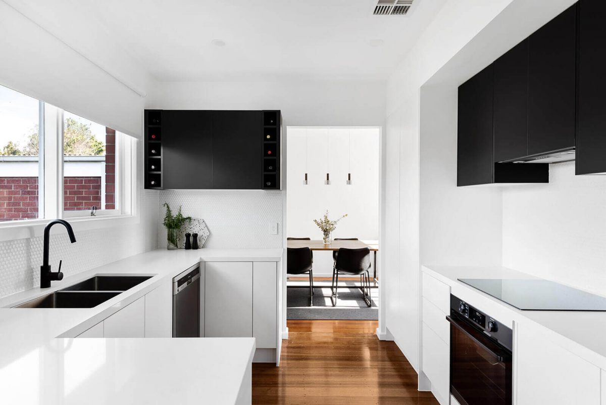 A custom designed kitchen featuring custom joinery. Designed and built by MJ Harris Group. #MJHxWimmeraSt