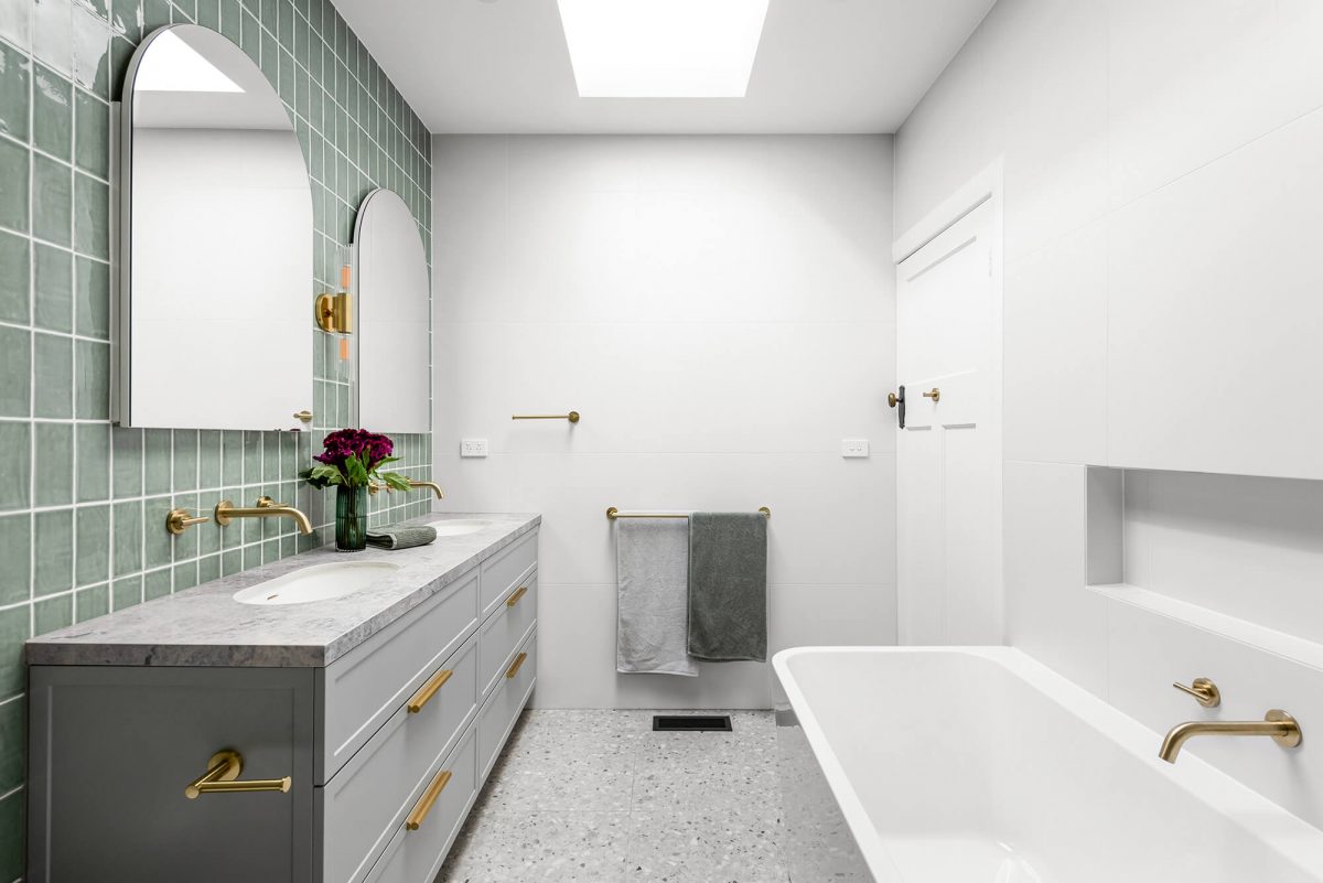 A custom designed bathroom featuring custom joinery. Designed and built by MJ Harris Group. #MJHxOrrrongCt