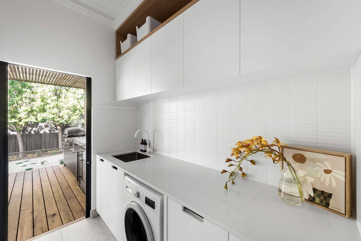 A custom designed laundry. Designed and built by MJ Harris Group. #MJHxKeonSt