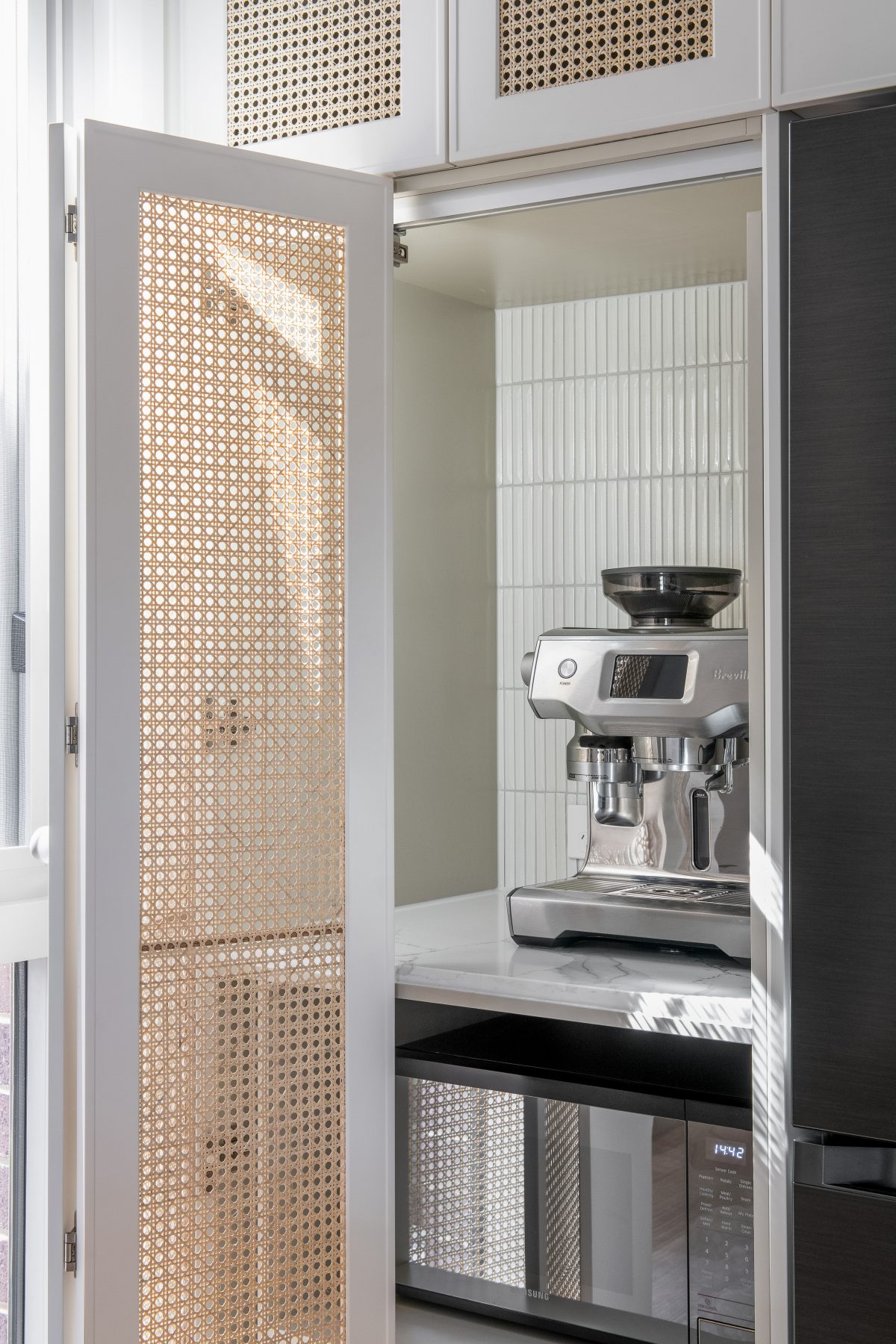 A custom designed kitchen. Designed and built by MJ Harris Group. #MJHxLilyPondPl